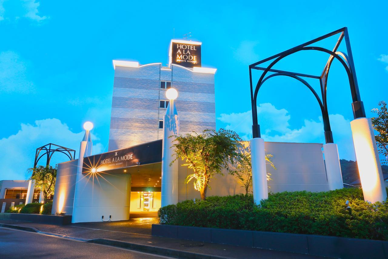 Hotel A La Mode -アラモード- (Adults Only) Utazu Extérieur photo
